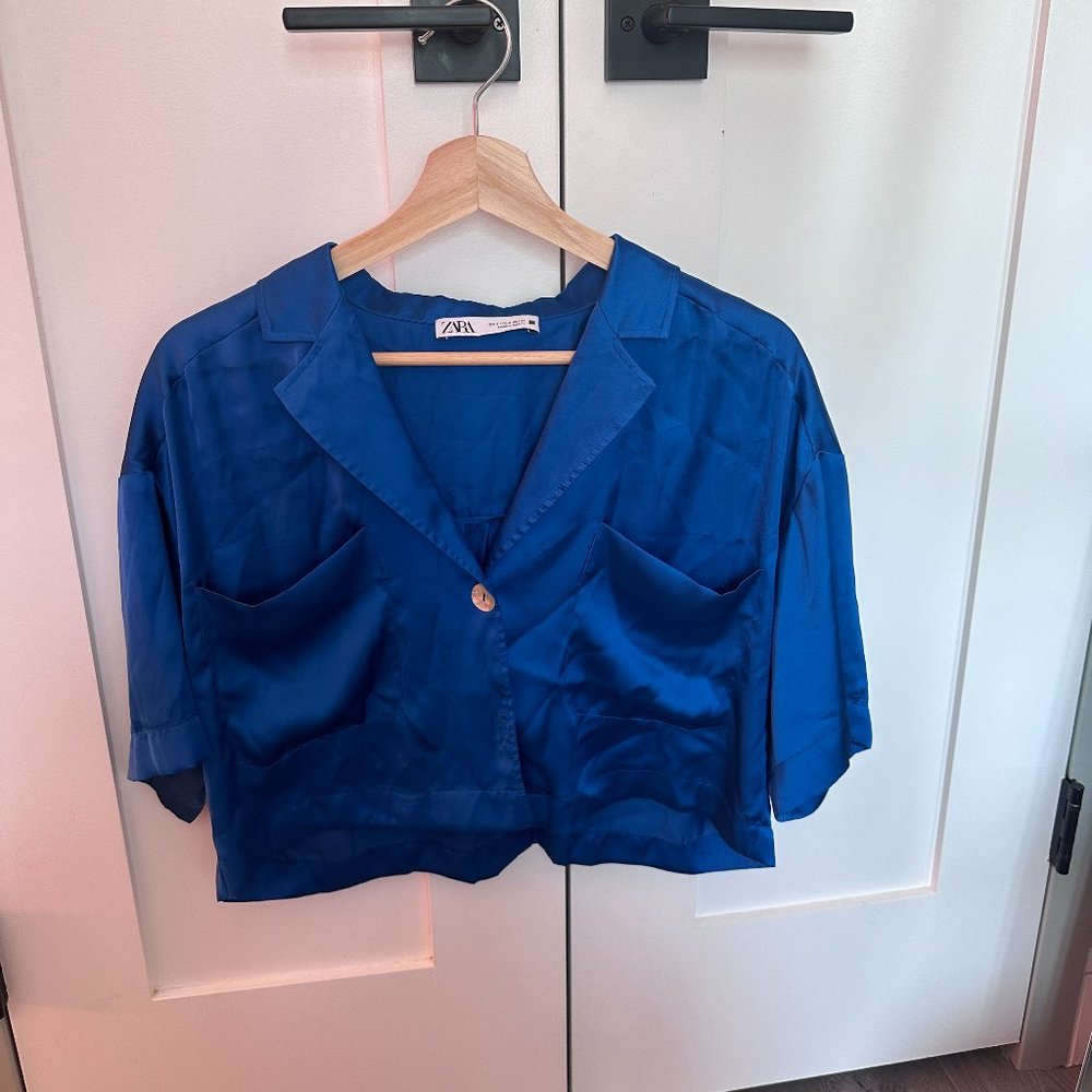 Zara Women's Bright Blue Crop-Top Button-Down